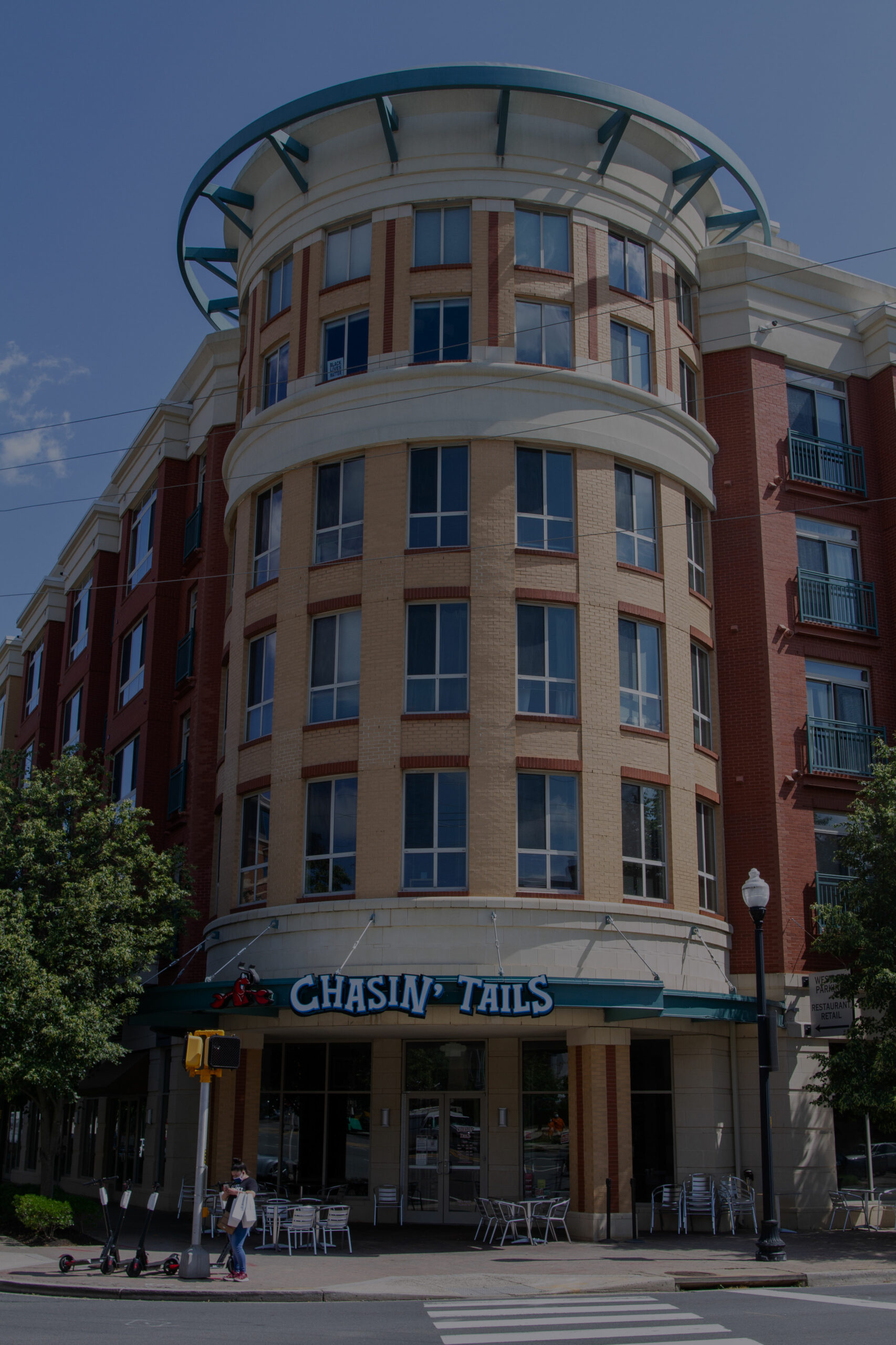 Chasin Tails seafood restaurant in Arlington, Virginia